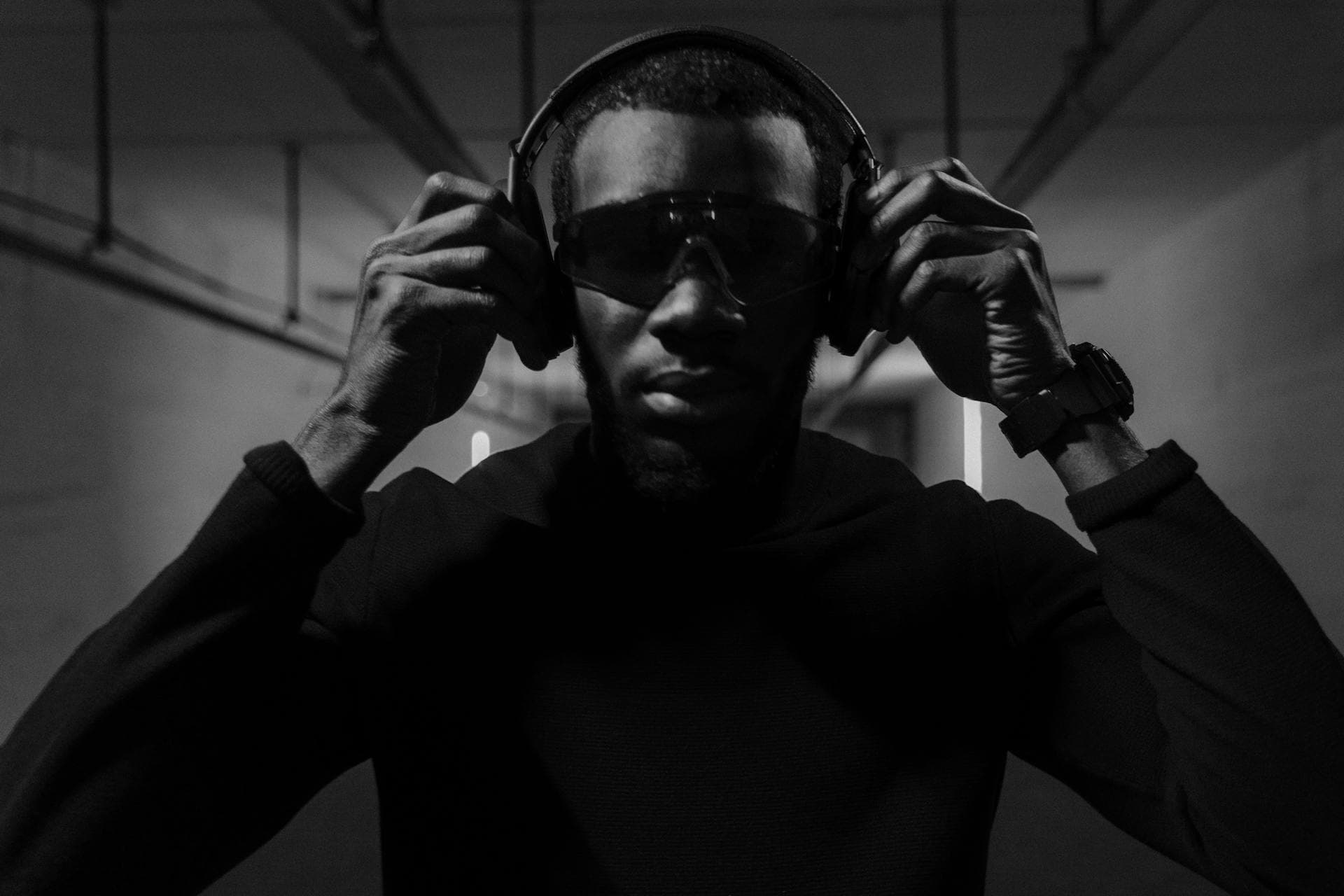 Is it legal to play Spotify in a business?